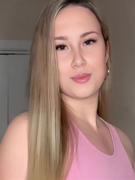 Sharylxoxo .